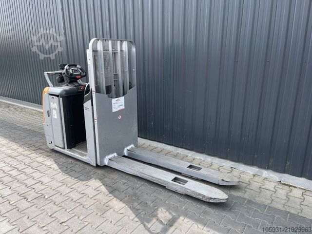 Low Level Order Picker Still OPX-L16S
