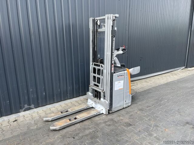 Stand-on stacker Still EXV-SF14