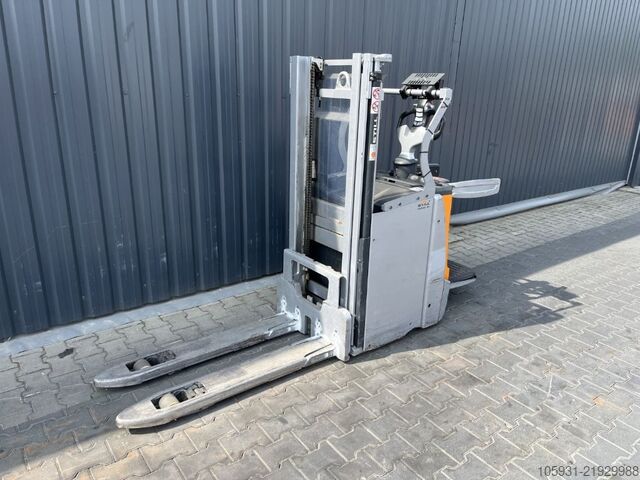 Stand-on stacker Still EXD-SF20