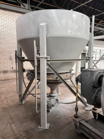 Silos zur Lagerung von Kunststoffen / PVC AZO aluminium silo