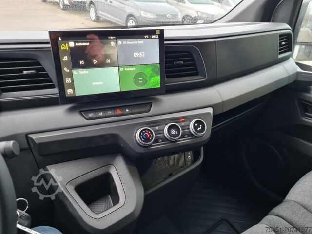 Transporter mit Pritsche & Plane Renault Master 35 Pritsche Schiebe Plane Schlafkab Automatik