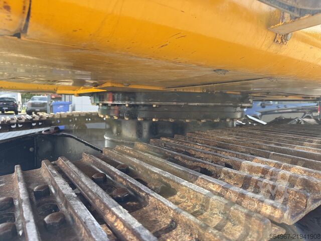 Chain excavator JCB JZ 255 NLC Kurzheck OQ 70/55 Schild