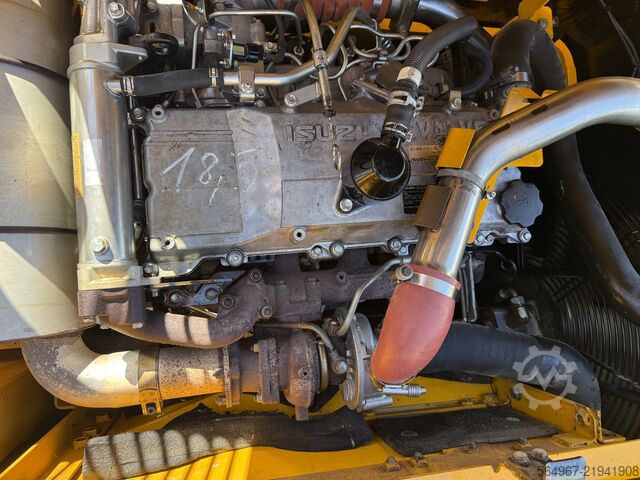 Chain excavator JCB JZ 255 NLC Kurzheck OQ 70/55 Schild