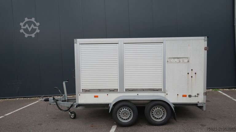 Suitcase Hapert 2 axle closed box