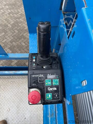 Articulated boom lift Genie GS2669DC Hoogwerker Schaarhoogwerker
