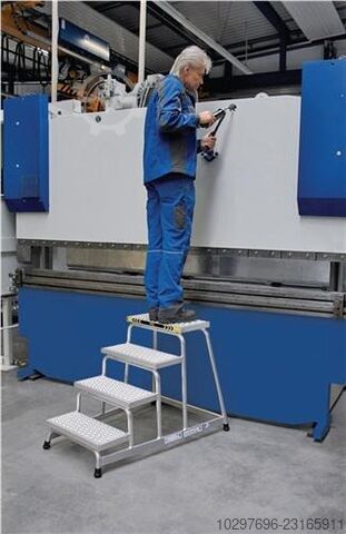 Work platform step 1, accessible from both sides - 1 unit Günzburger 