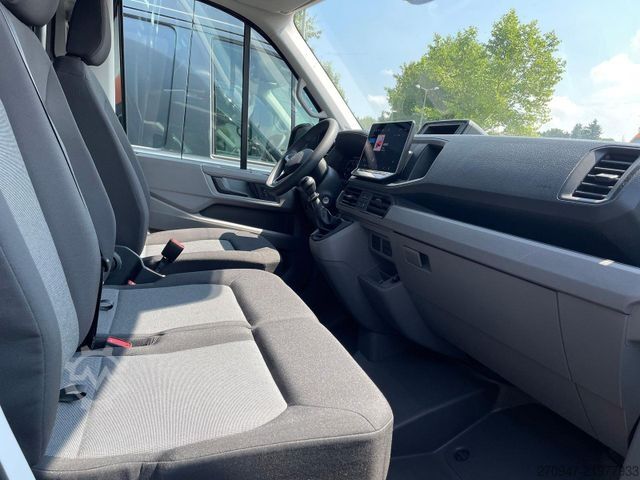 High top van VW Crafter 35 L4H3 AHK RFK oh. Schäden