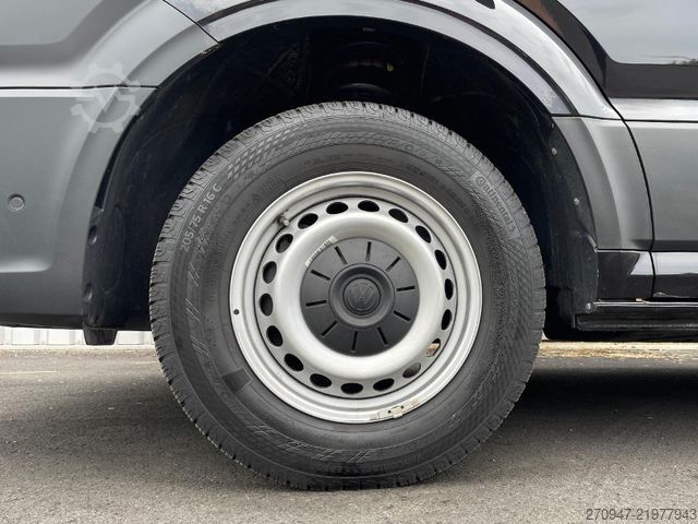 Kastenwagen hoch VOLKSWAGEN Crafter 35 L4H3 NAVI AHK RFK oh. Schäden