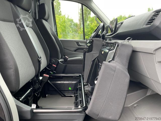 Kastenwagen hoch VOLKSWAGEN Crafter 35 L4H3 NAVI AHK RFK oh. Schäden