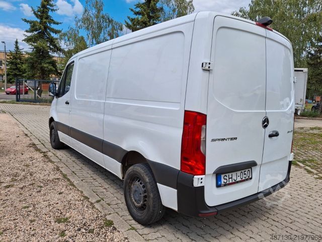 Panel van MERCEDES-BENZ Sprinter III FWD 311/314 CDI L2