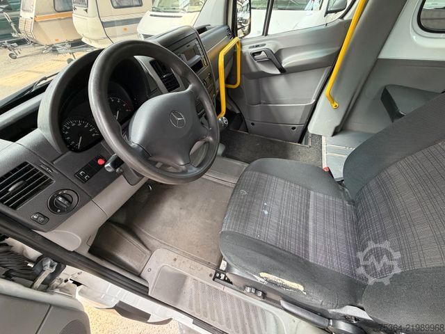 Minibus MERCEDES-BENZ Sprinter 316 ERDGAS/CNG 9 Sitze MOTOR KAPUTT