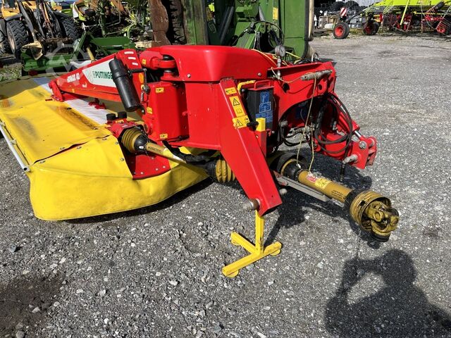 Pöttinger NOVACAT 402 Pöttinger NOVACAT 402