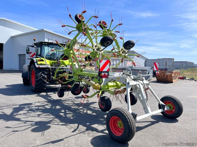 CLAAS VOLTO 1300 T, Vorgewendeaushebung CLAAS VOLTO 1300 T, Vorgewendeaushebung