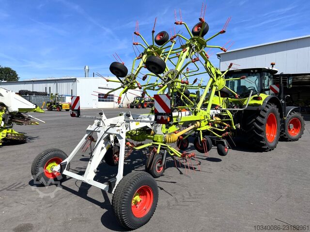 CLAAS VOLTO 1300 T, Vorgewendeaushebung CLAAS VOLTO 1300 T, Vorgewendeaushebung