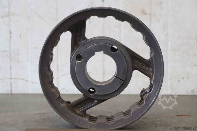 V-belt pulley 4-groove unbekannt SPB 250-4 (17 mm)