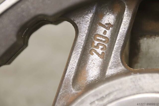 V-belt pulley 4-groove unbekannt SPB 250-4 (17 mm)