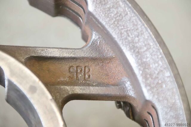 V-belt pulley 4-groove unbekannt SPB 250-4 (17 mm)