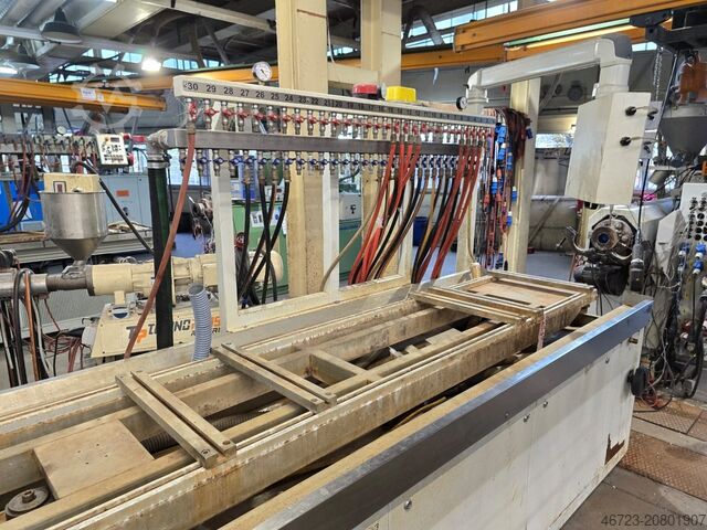 Produktionslinie KRAUS – MAFFEI KMD 75 XS/P