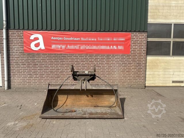 Schaufel Kantelbak CW 30 - Gebruikt