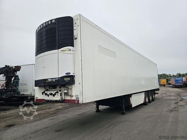 Refrigerated/freezer transport KRONE SD | FRIGE TRAILER WITH CARRIER |  AND LOADING ...