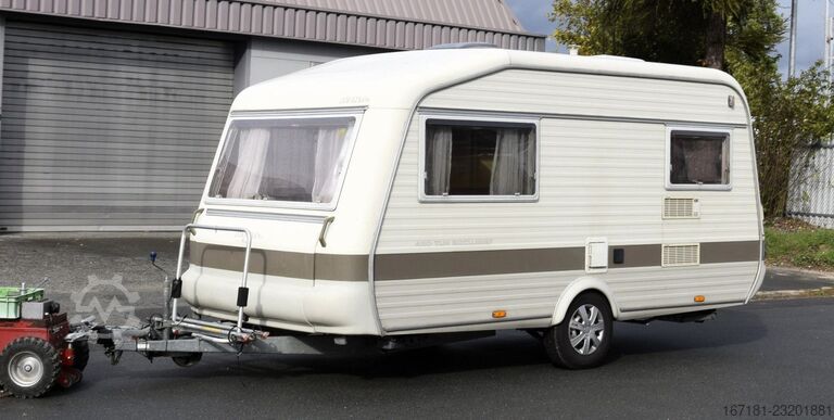 Wohnwagen AVENTO 420 TLH Exclusief mit Vorzelt