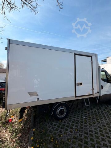 Kühltransporter IVECO Daily 35 Aut, TK-Koffer mit Xarios 5