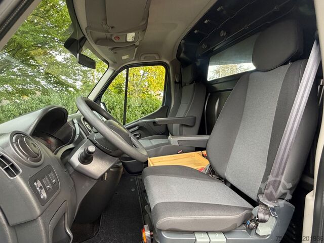 Minibus RENAULT Master 2.3 Dci Kasten L3H2 9.000 km Wie Neu!!!