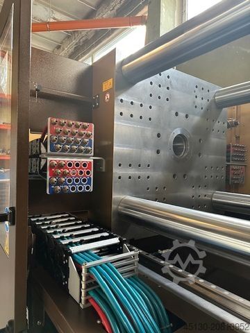 Spritzgießmaschine KraussMaffei KM 250-2000 CX Blue Power