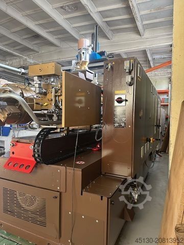 Spritzgießmaschine KraussMaffei KM 250-2000 CX Blue Power