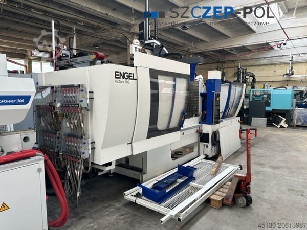 Spritzgießmaschine ENGEL Victory 200H/60W/180 combi
