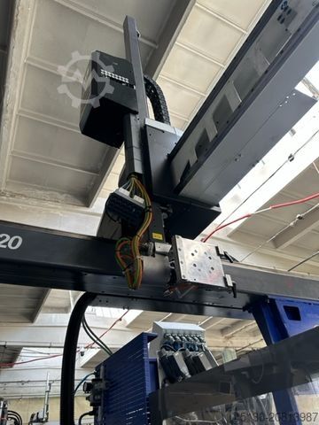 Spritzgießmaschine ENGEL Victory 200H/60W/180 combi