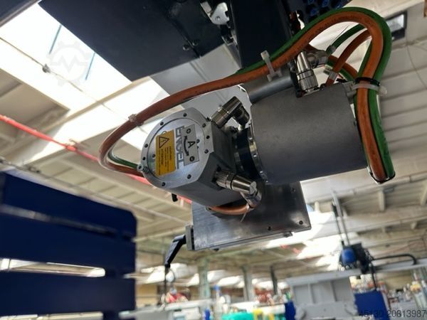 Spritzgießmaschine ENGEL Victory 200H/60W/180 combi