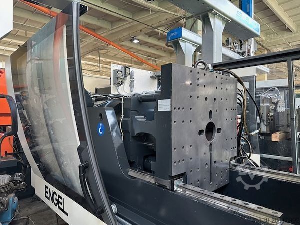 Spritzgießmaschine Engel Victory 330H/80V/160 combi Ecodrive