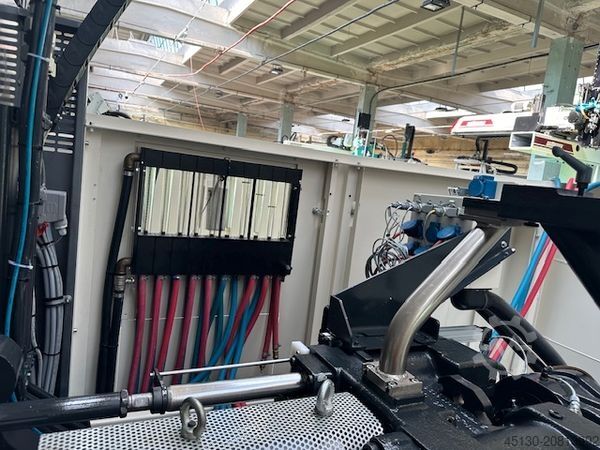 Spritzgießmaschine Engel Victory 330H/80V/160 combi Ecodrive