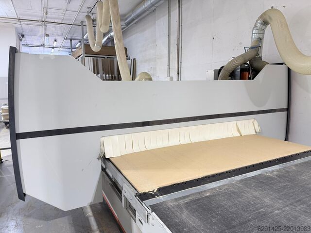 Machining center HOLZ-HER DYNESTIC 7507 12.7 AUTOMATIC