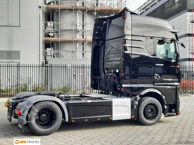 Standard tractor unit MAN 18.510 TGX GX Retarder Standklima 2xTank ACC