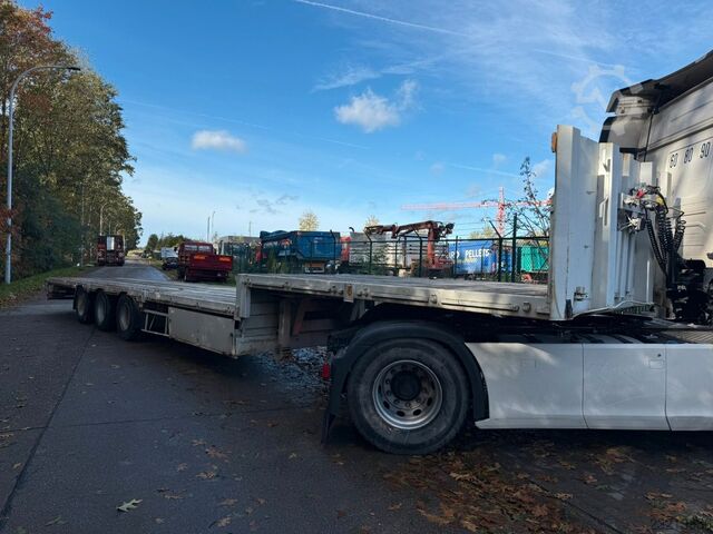 Open semitrailer TRAILOR Schwanenhals