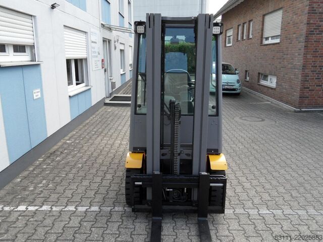 Treibgasstapler Jungheinrich TFG 316s - Triplex - Wetterschutz