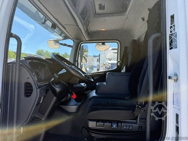 Refrigerated truck MERCEDES-BENZ ATEGO 1527 L Kühlkoffer 7,40 m LBW 1,5 T*THERMO