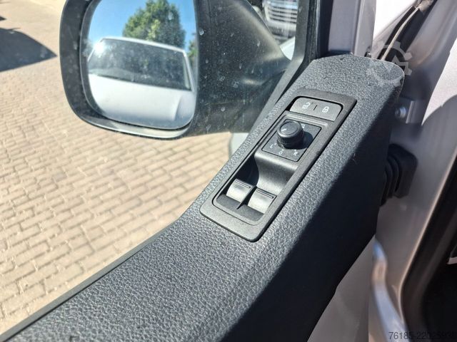Pick-up van VW T6.1 Doka 4motion 1. Hand