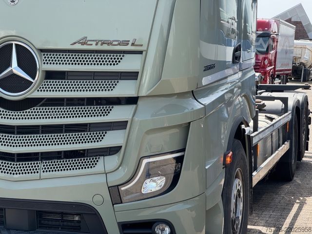 Swap body truck MERCEDES-BENZ 2553 Actros 5 L BigSpace  Öl-Retarder 2548 45 58