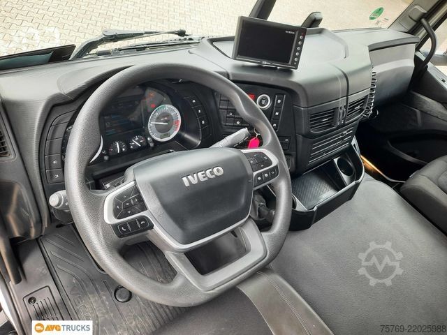 Three-sided tipper truck IVECO X-WAY 480 8X4/4 Meiller Bordmatik Intarder AHK