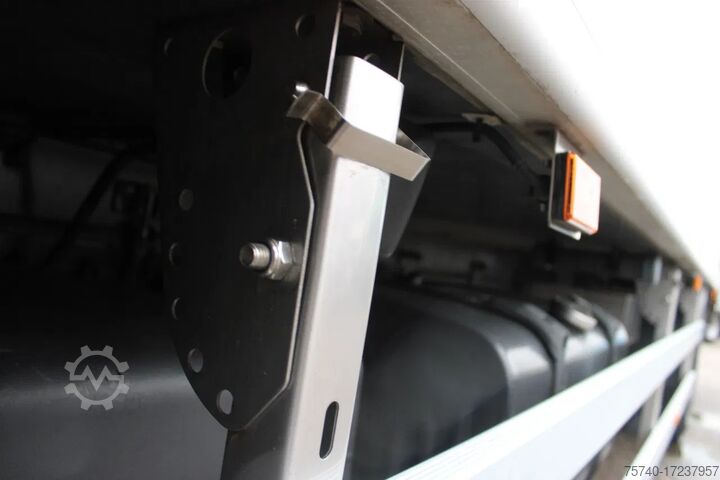 Kühl-/Tiefkühltransport Scania P230 + CARRIER + euro 5