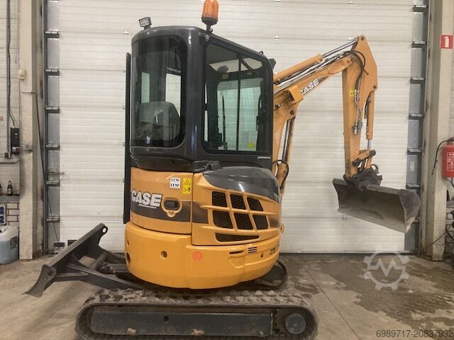 Minibagger Case ZTS cx22b