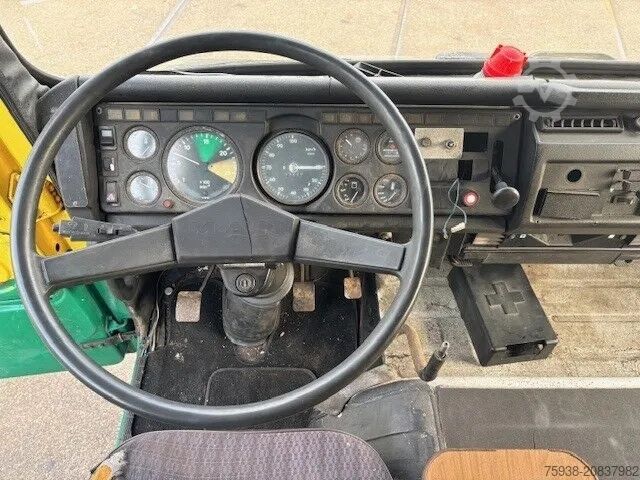 Standard-SZM MAN 26 240DFS FULL STEEL SUSPENSION / DAYCAB (ZF MA...