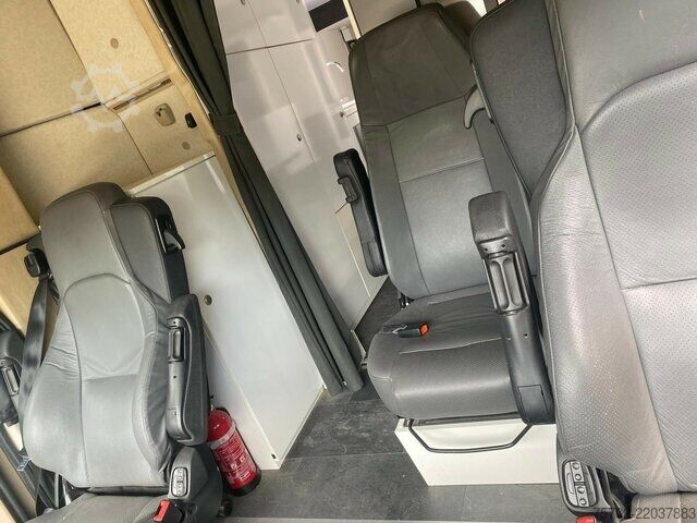 Van Mercedes-Benz Actros 2551 5-6 Pferde, Popout, Automatik, WoMo