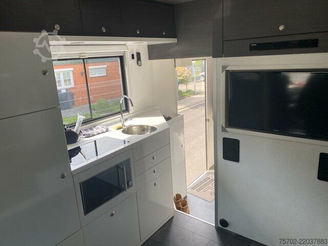 Van Mercedes-Benz Actros 2551 5-6 Pferde, Popout, Automatik, WoMo