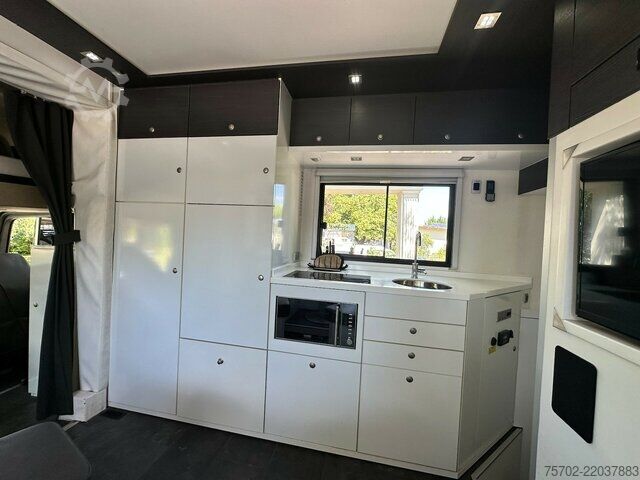 Van Mercedes-Benz Actros 2551 5-6 Pferde, Popout, Automatik, WoMo