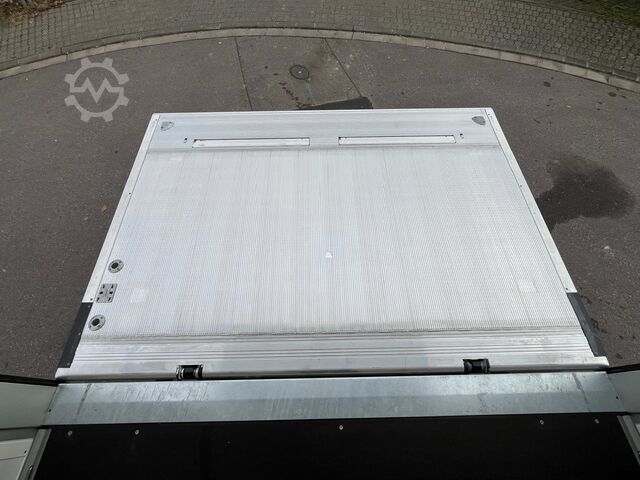 Commercial vehicle RENAULT D 280