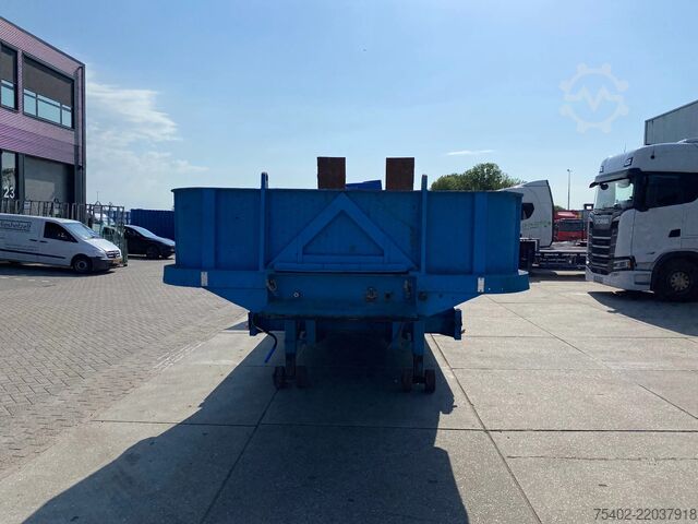 Semi low loader Fruehauf / Hydraulic Ramps / 32 Ton